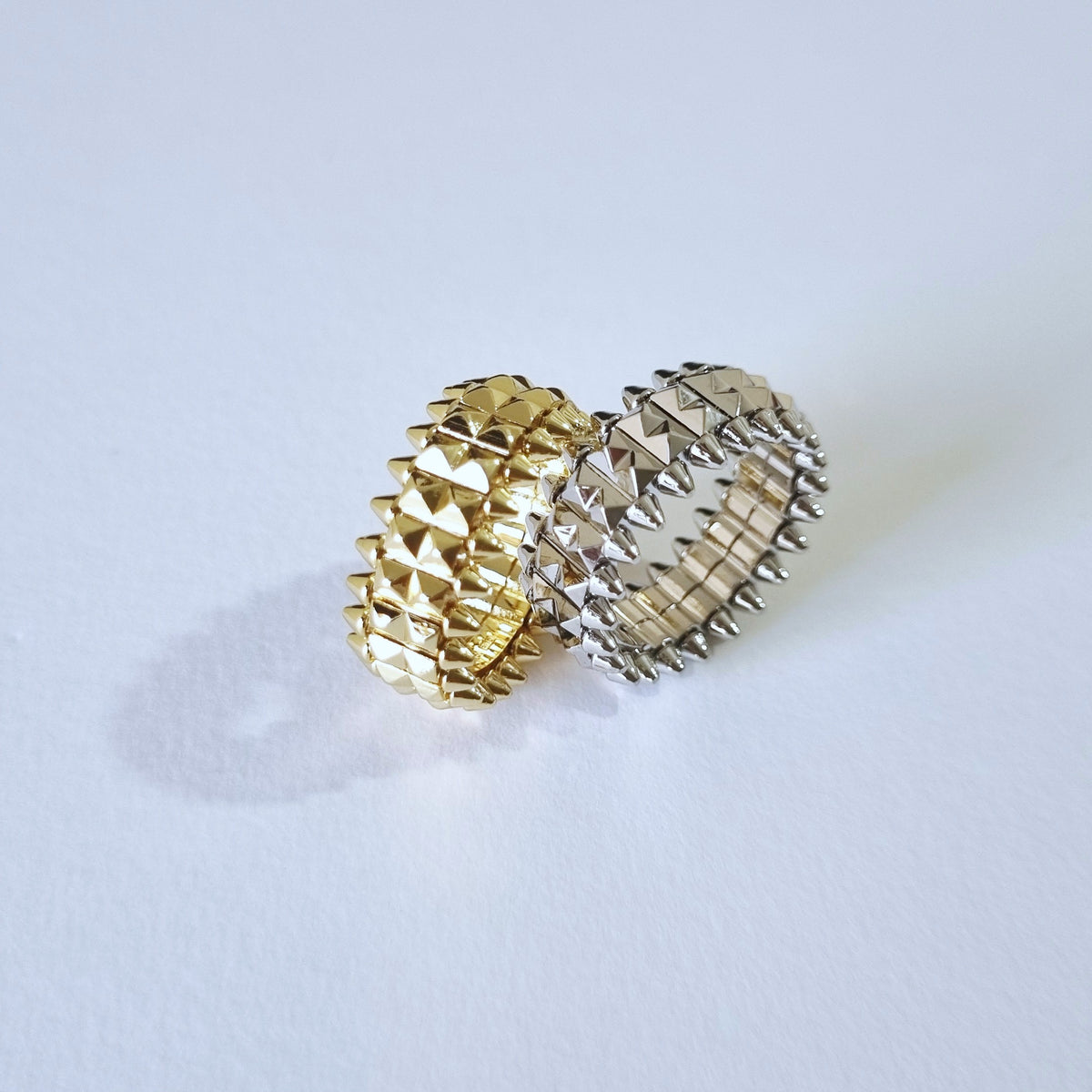 Gold plated large clash ring 18K color