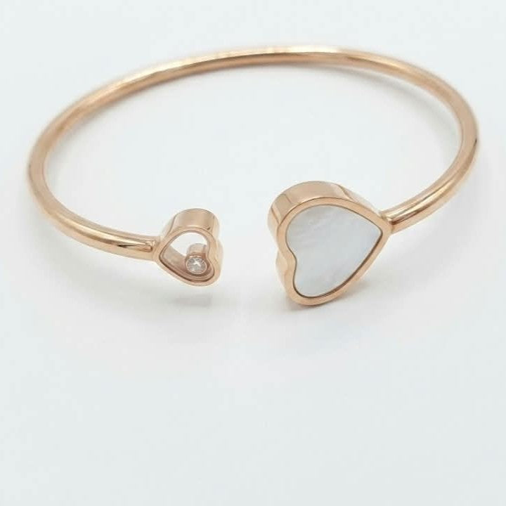 Chopard Happy Hearts Bangle in Pearl White – 18K Rose Gold, Size 17