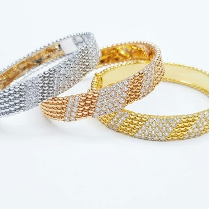 Van Cleef Perlee 5 rows Bangle