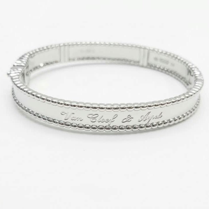 Van Cleef Signature Bangle
