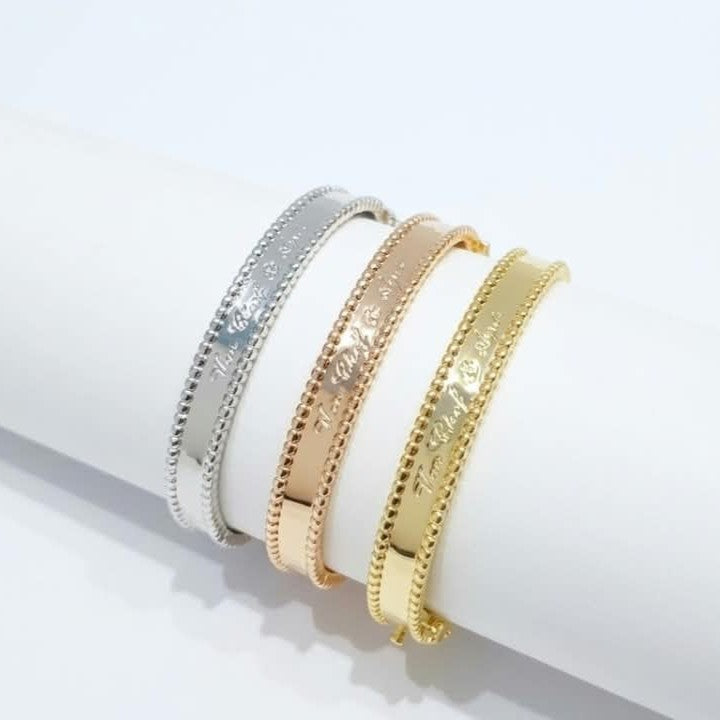 Van Cleef Signature Bangle