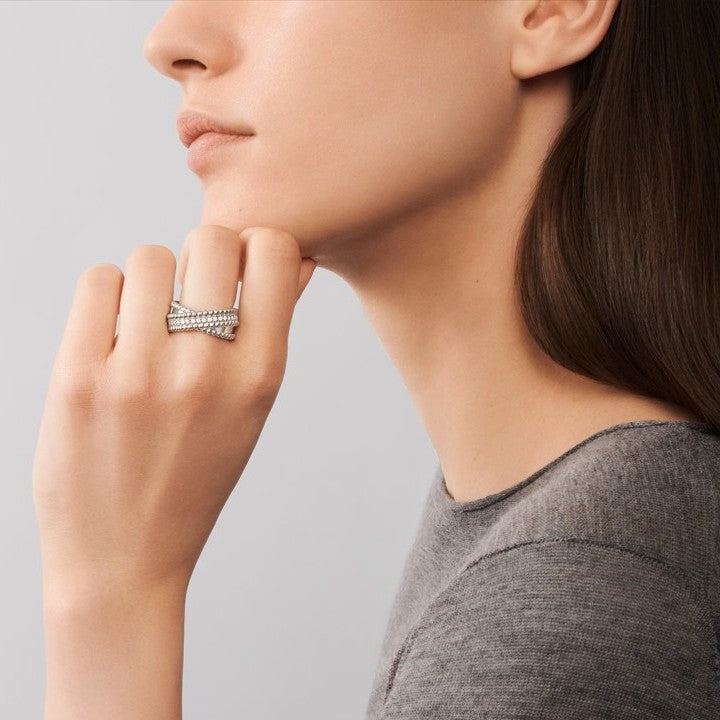 Van Cleef Perlee Twisted Ring - 1 row of Zircon