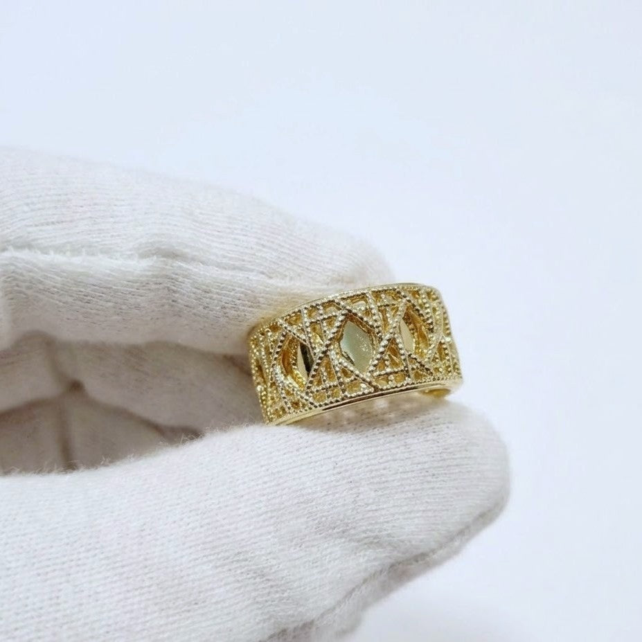 My Dior Ring - gold-plated ring, detail view